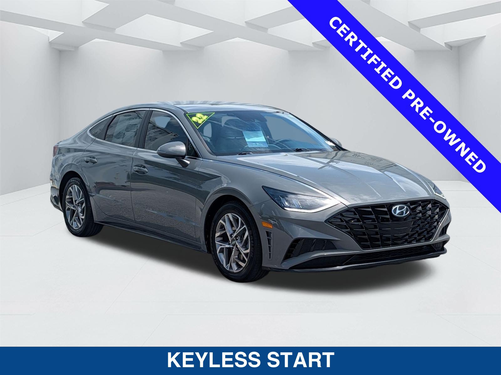 Used 2022 Hyundai Sonata SEL w/ Preferred Accessory Package FWD image 3
