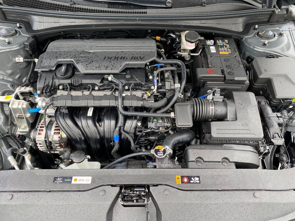 New 2026 Hyundai Elantra SE FWD image 28