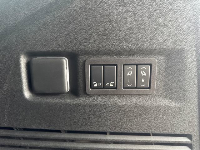 Certified 2024 Chevrolet Tahoe High Country w/ Premium Package image 36