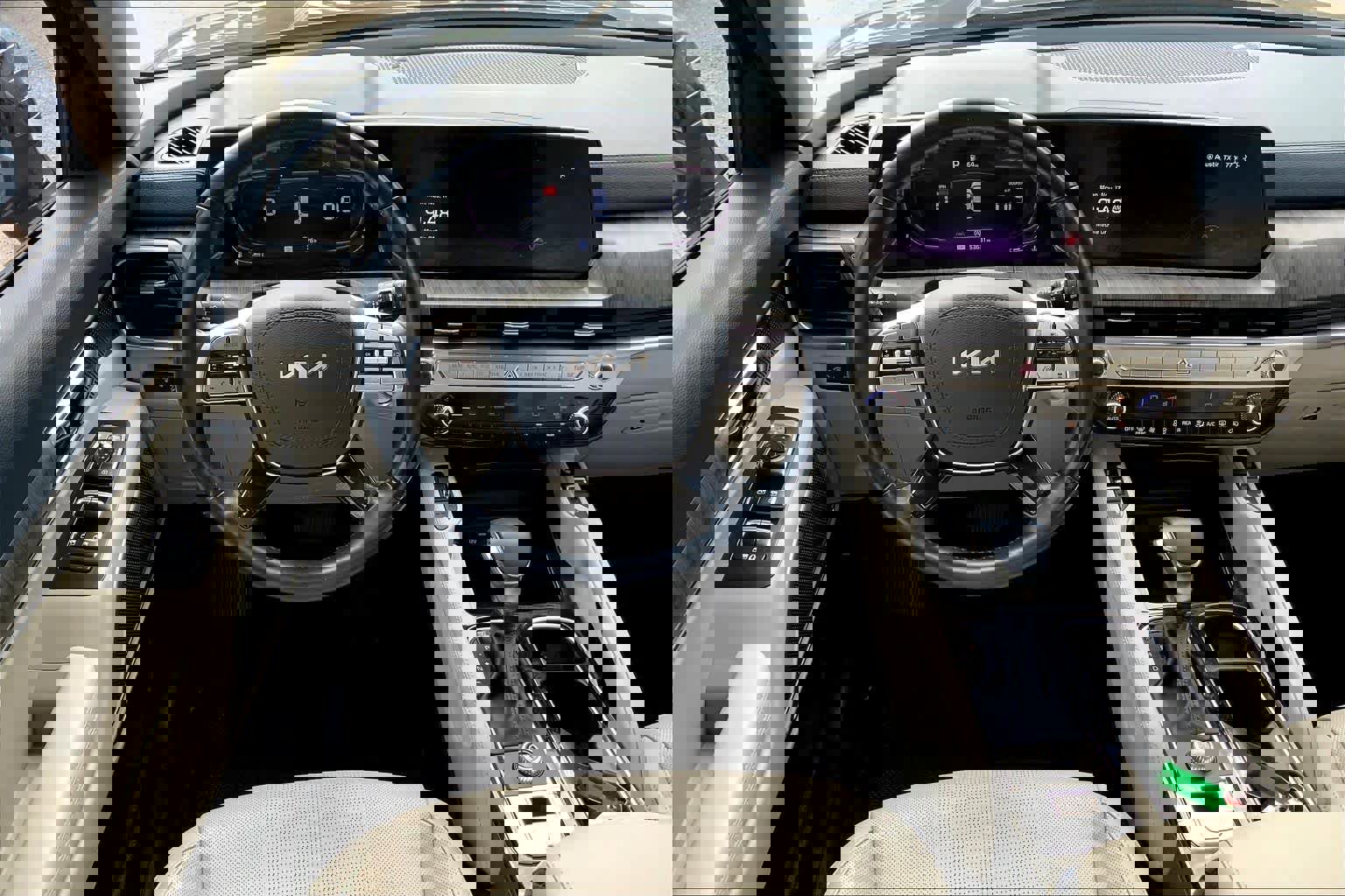 Used 2023 Kia Telluride EX w/ EX Captain's Chair Package image 5