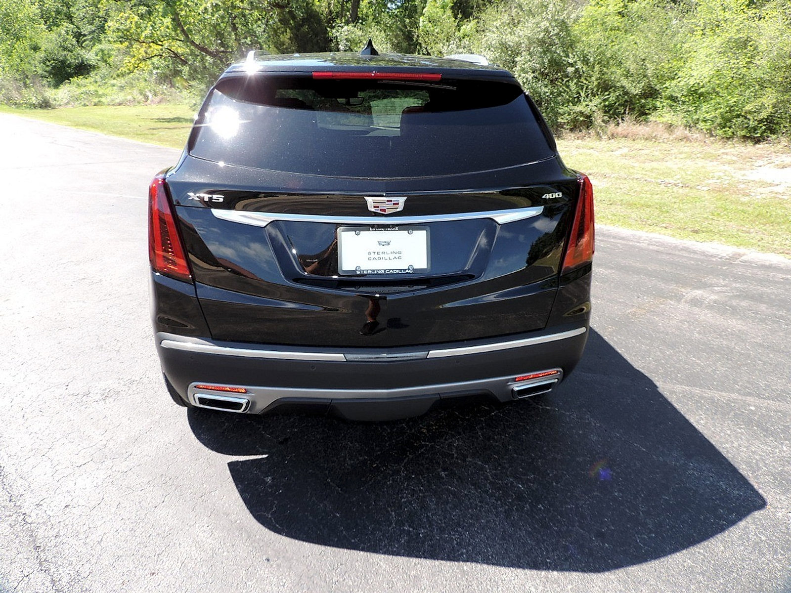 New 2026 Cadillac XT5 Premium Luxury w/ Driver Assist Package FWD image 6