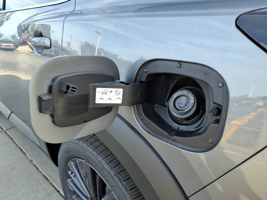 New 2026 Nissan Pathfinder SL AWD/4WD image 13