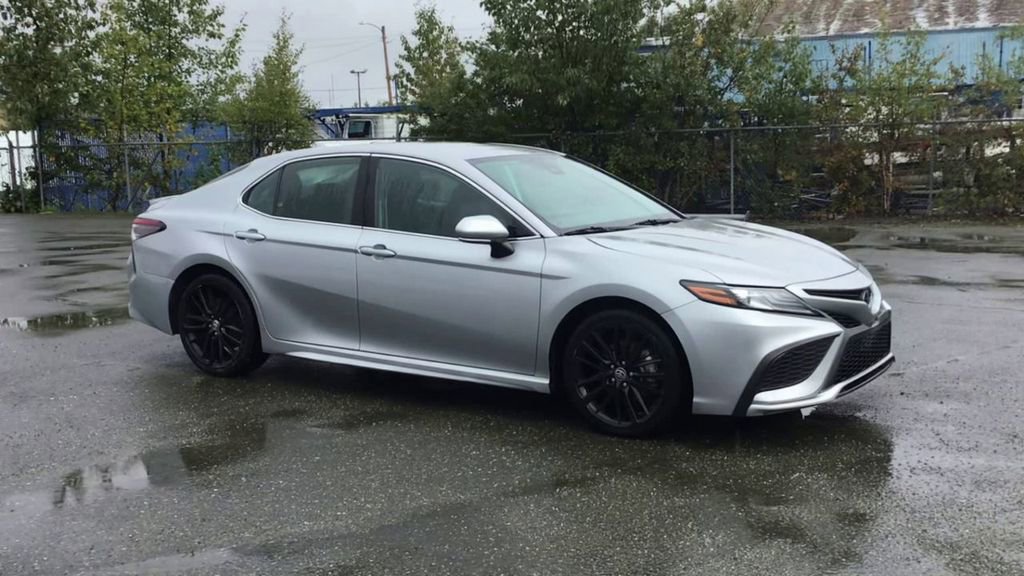 Used 2023 Toyota Camry XSE image 2