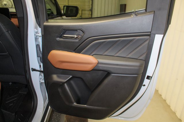 Used 2025 GMC Canyon AT4 w/ LPO, Off Road Lift Package image 16