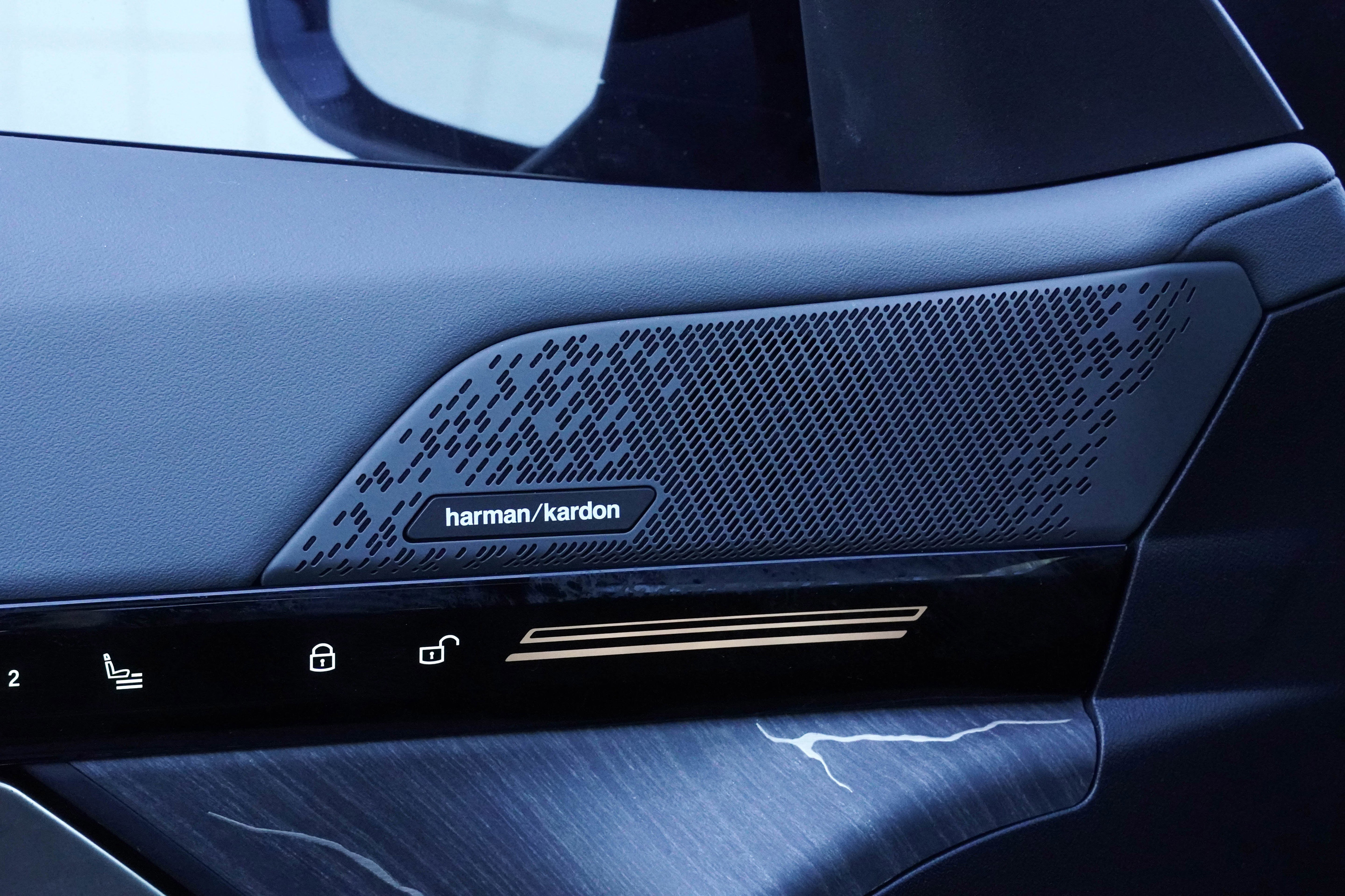 Certified 2024 BMW 530i w/ Executive Package image 16