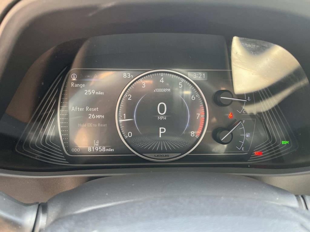 Used 2019 Lexus UX 200 w/ Premium Package image 39