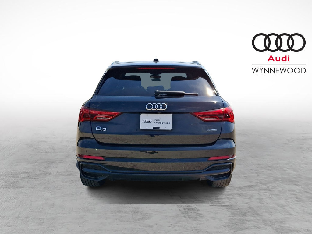 Used 2020 Audi Q3 2.0T Premium Plus w/ Premium Plus Package AWD/4WD image 5