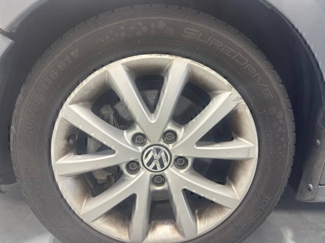 Used 2015 Volkswagen Jetta SE FWD image 11