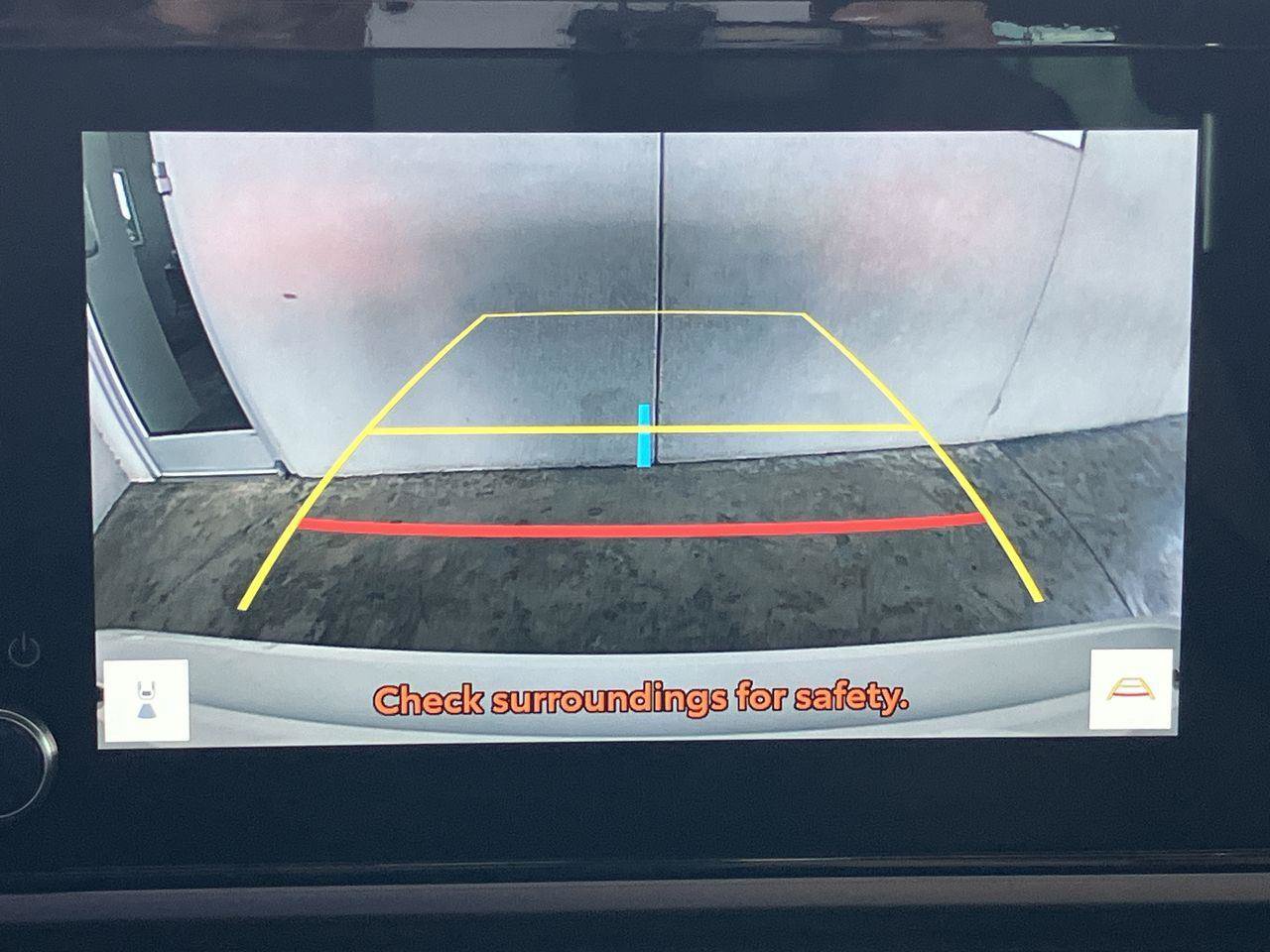 Certified 2025 Toyota Camry SE FWD image 11