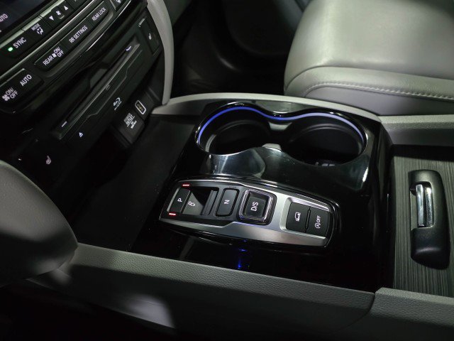 Used 2021 Honda Pilot Touring image 29