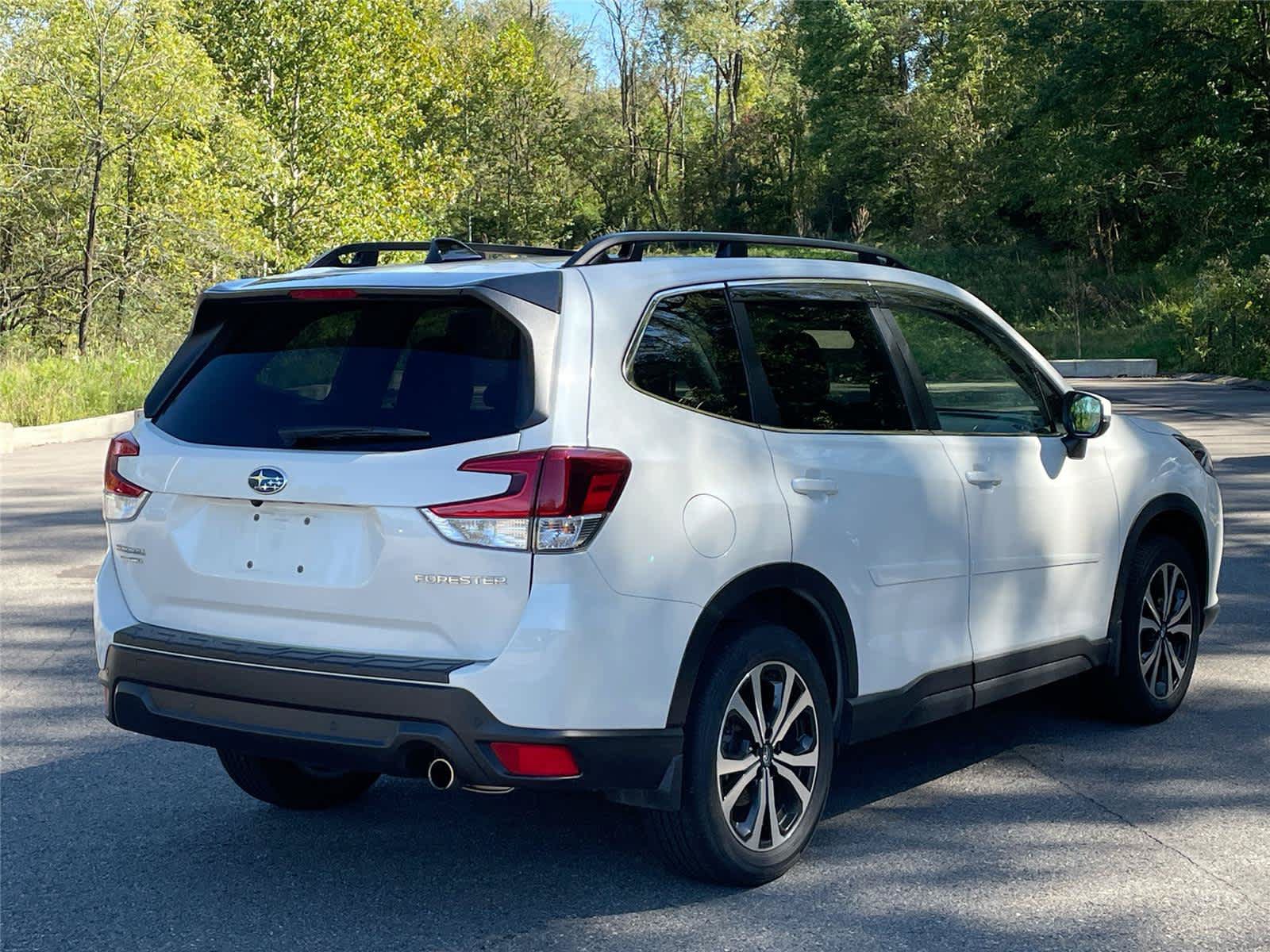 Used 2024 Subaru Forester Limited AWD/4WD image 5