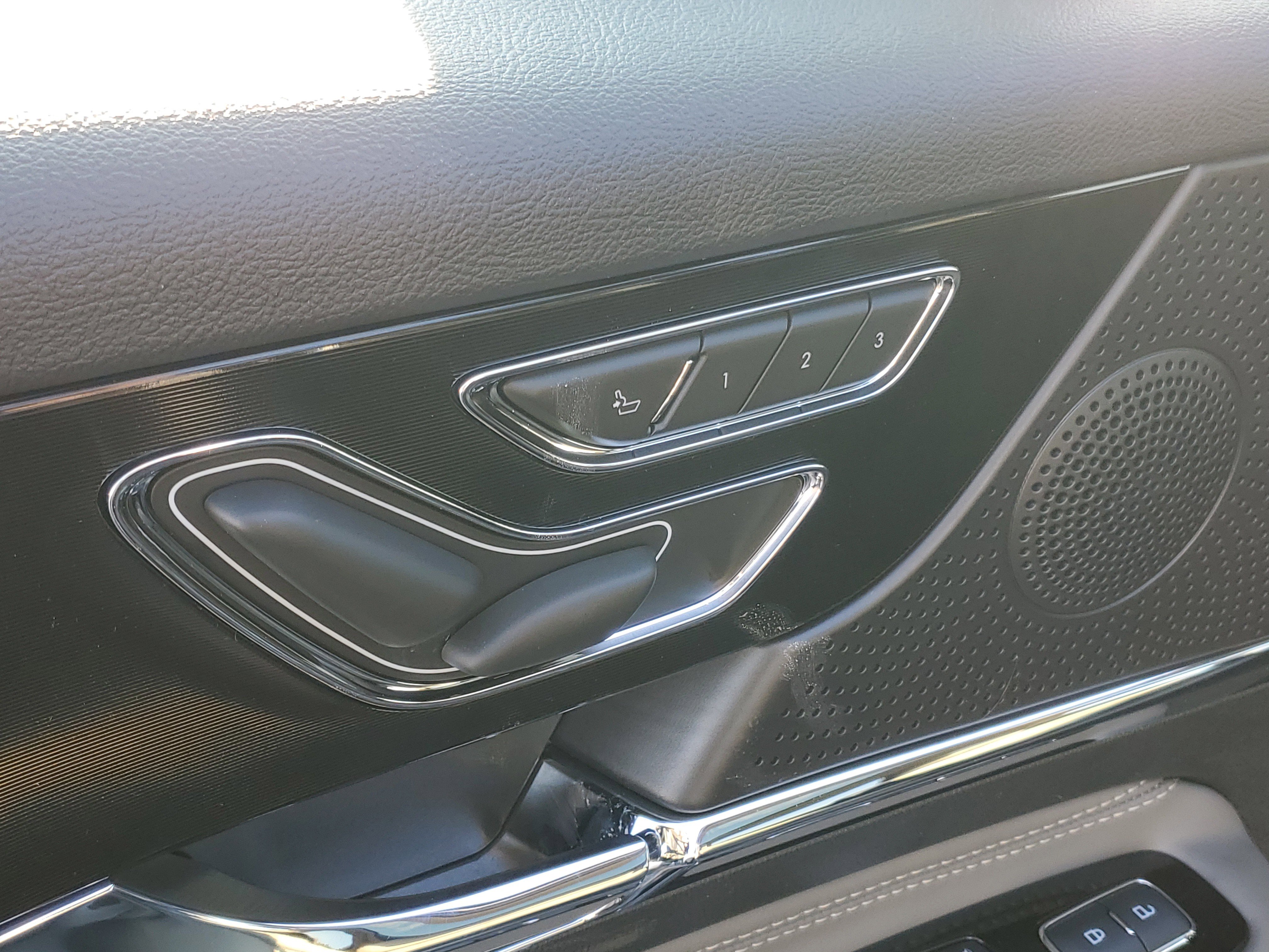 New 2026 Lincoln Corsair Premiere image 9