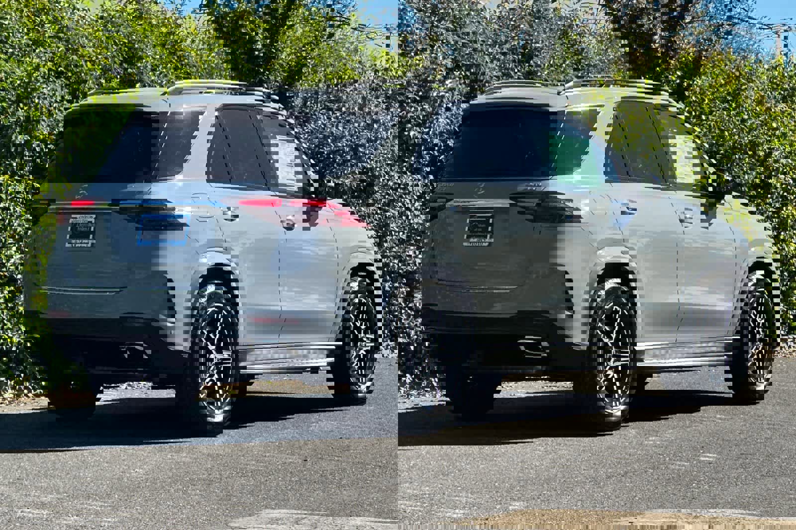 New 2026 Mercedes-Benz GLE 350 4MATIC image 3