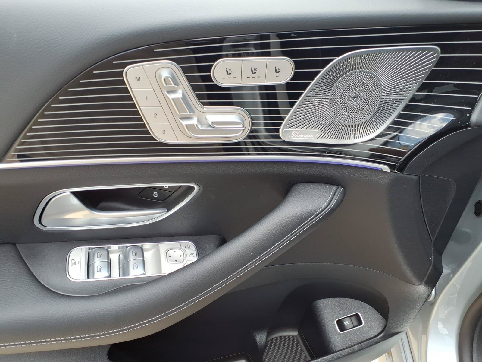New 2026 Mercedes-Benz GLS 450 4MATIC image 12