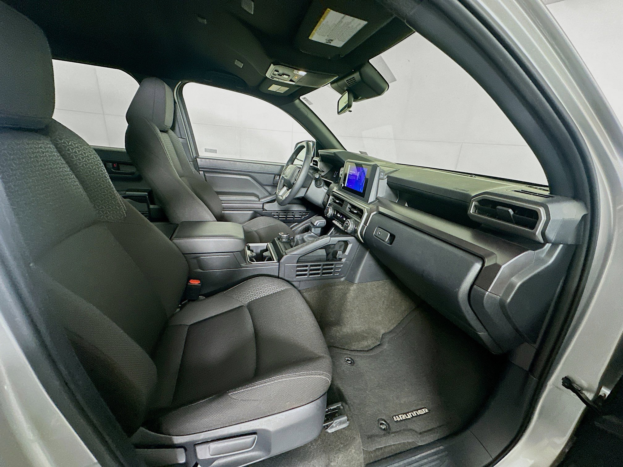 Used 2025 Toyota 4Runner SR5 image 30