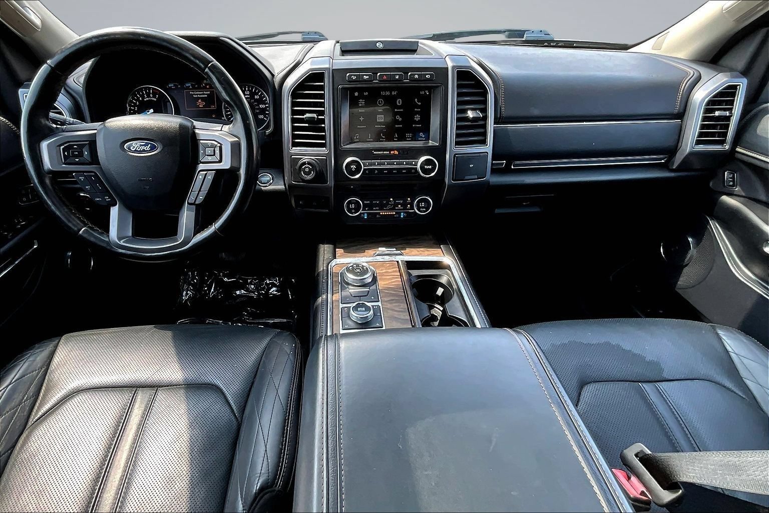 Used 2018 Ford Expedition Platinum AWD/4WD image 6
