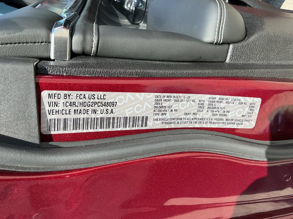 Certified 2023 Jeep Grand Cherokee Overland AWD/4WD image 34