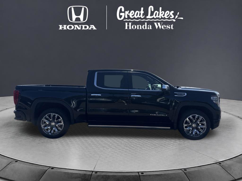 Used 2022 GMC Sierra 1500 Denali w/ Denali Reserve Package AWD/4WD image 7