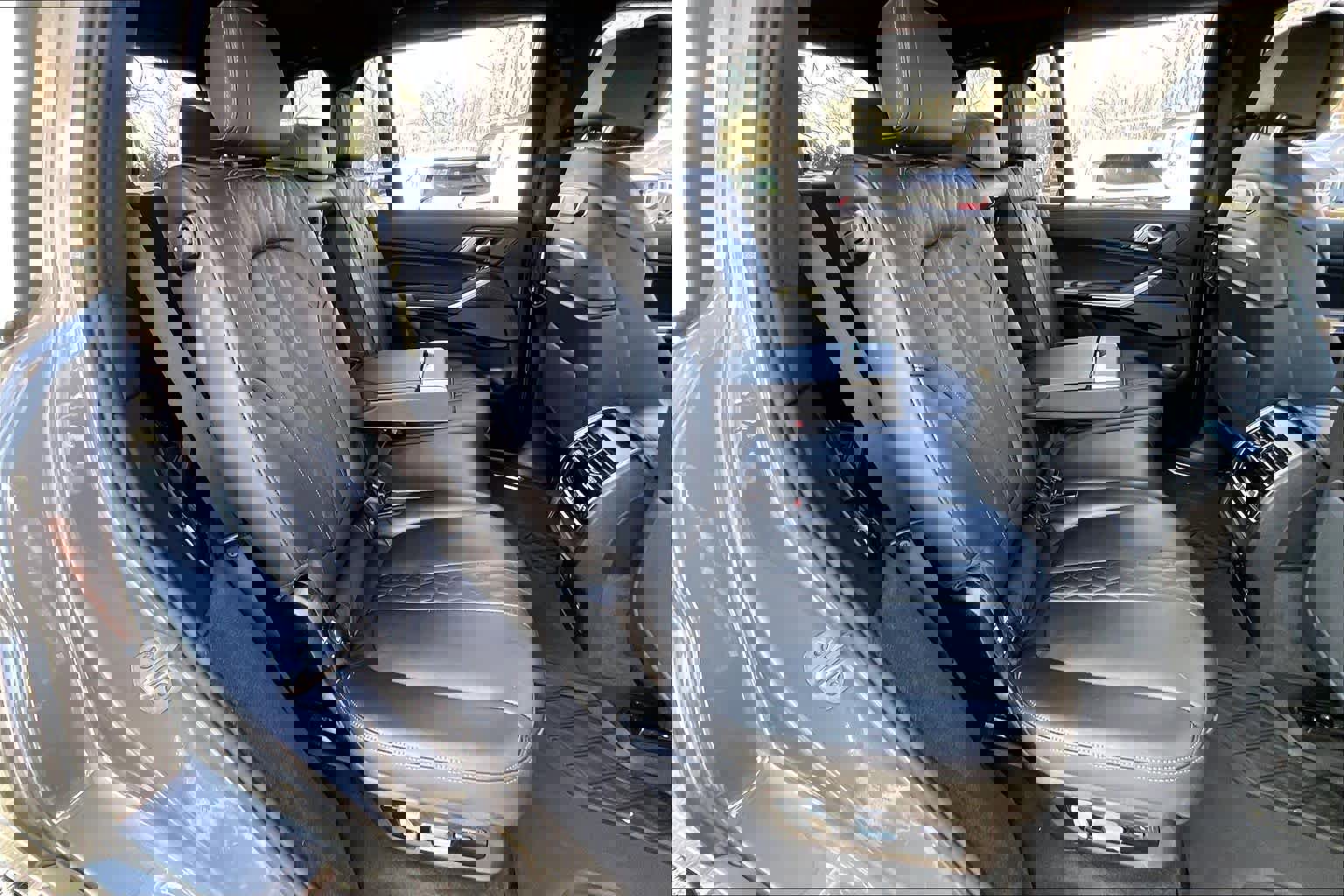 Used 2025 BMW X7 M60i image 19