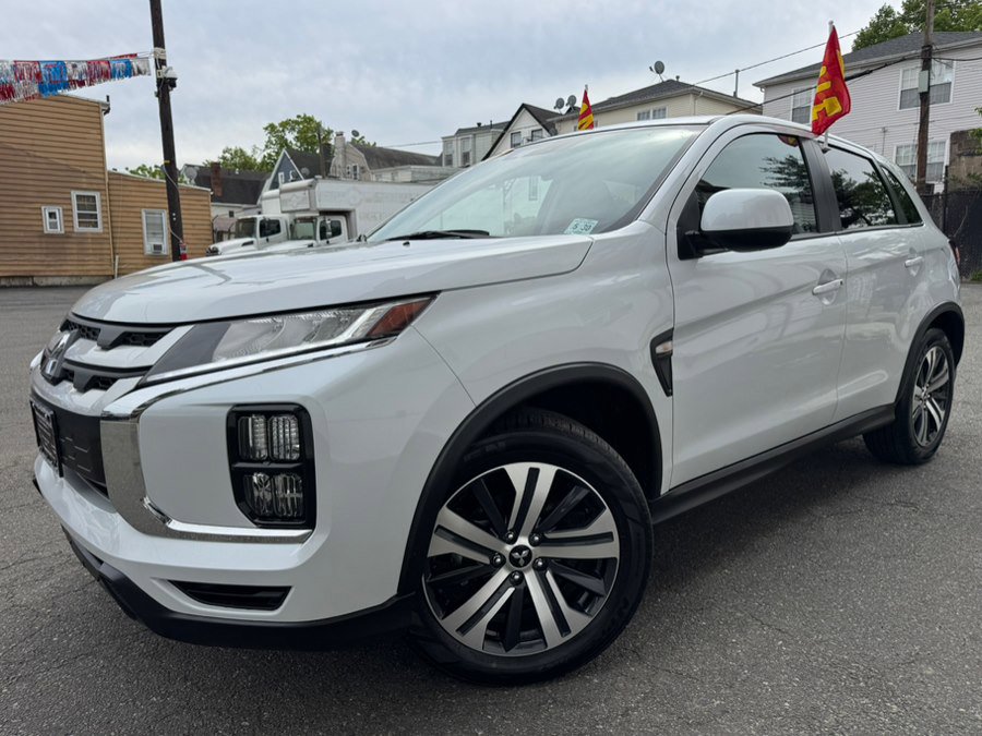 Used 2025 Mitsubishi Outlander Sport AWD image 2
