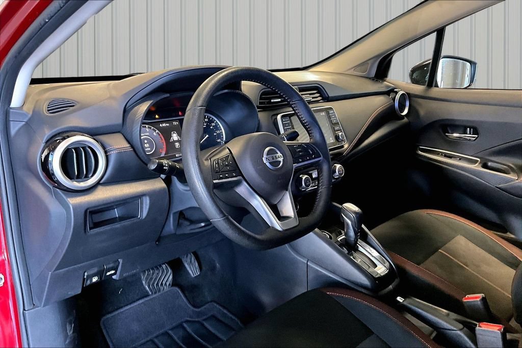 Used 2020 Nissan Versa SR FWD image 4