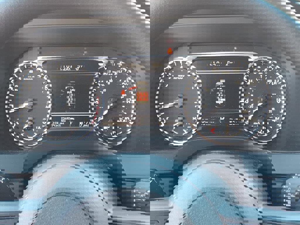 Used 2025 Nissan Pathfinder S image 17