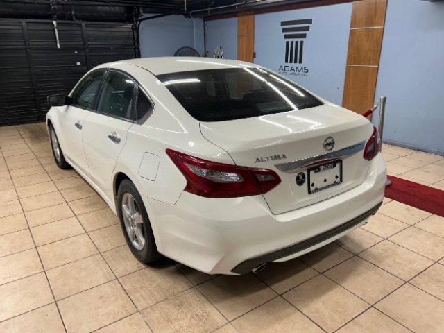 Used 2018 Nissan Altima 2.5 S FWD image 3