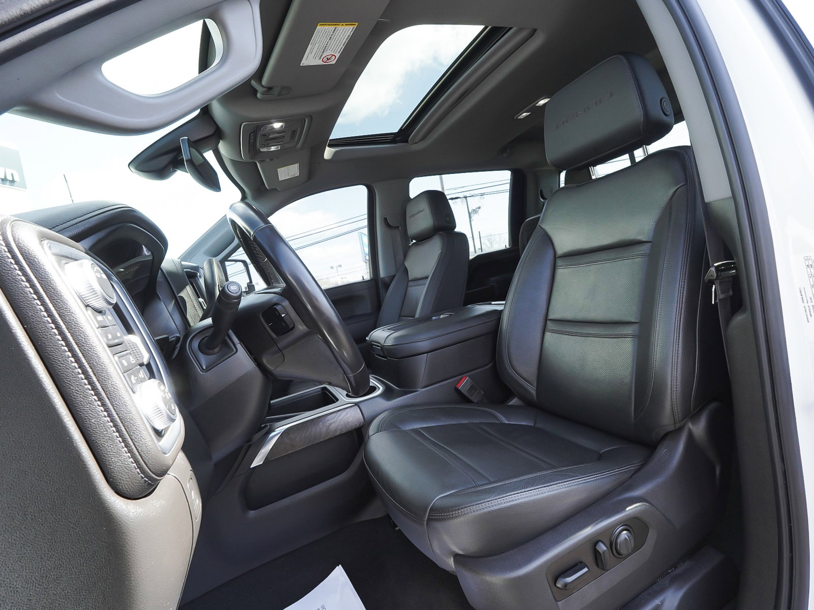 Used 2021 GMC Sierra 2500 Denali image 31