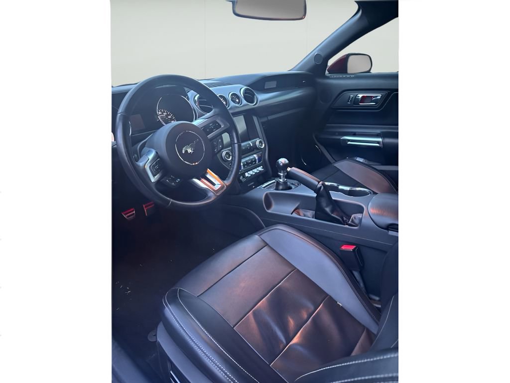Used 2017 Ford Mustang GT Premium w/ GT Performance Package RWD image 7