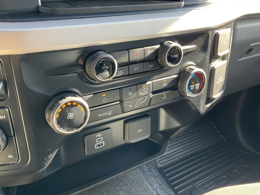 New 2026 Ford F250 XL image 4