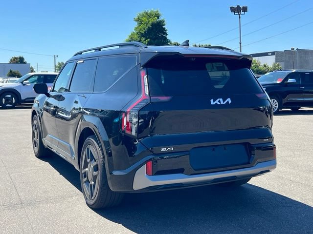 Certified 2024 Kia EV9 GT-Line AWD/4WD image 9