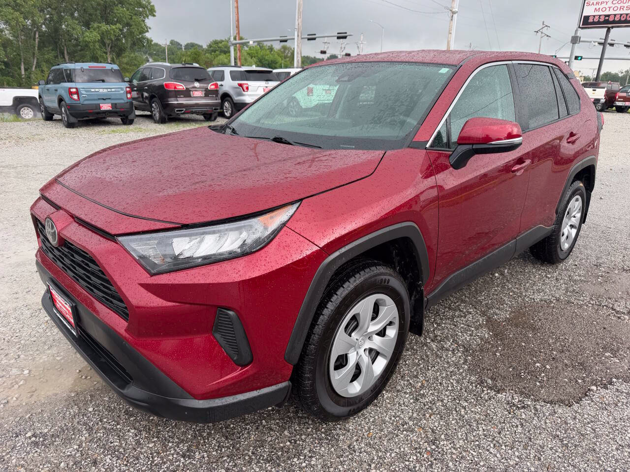 Used 2022 Toyota RAV4 LE AWD/4WD image 7