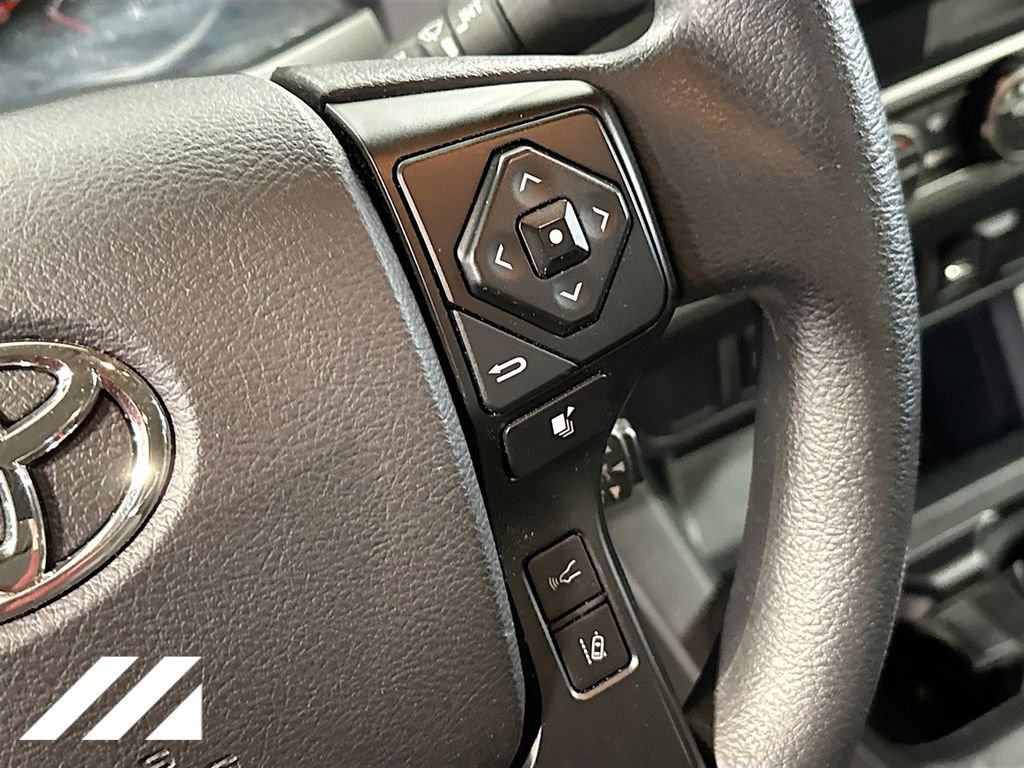 Used 2021 Toyota Tacoma SR AWD/4WD image 13
