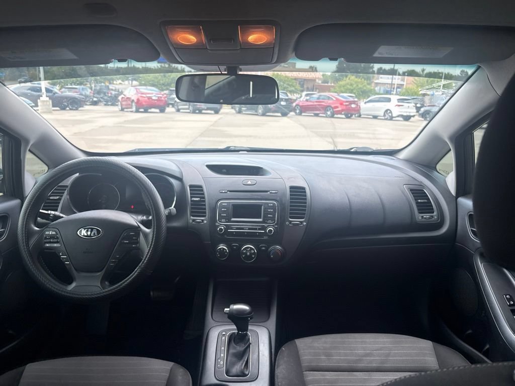 Used 2016 Kia Forte LX FWD image 28