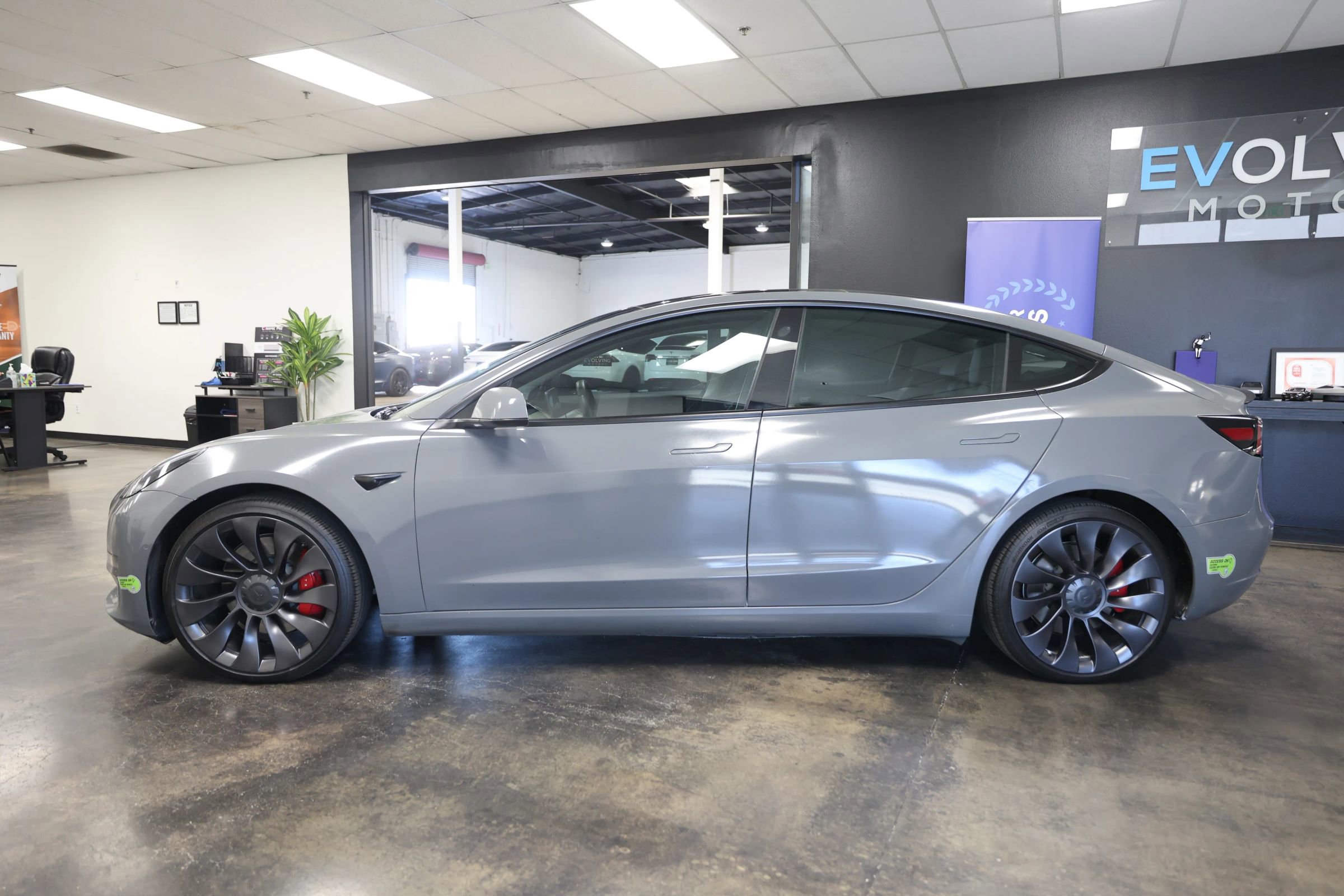 Used 2019 Tesla Model 3 Performance AWD/4WD image 10