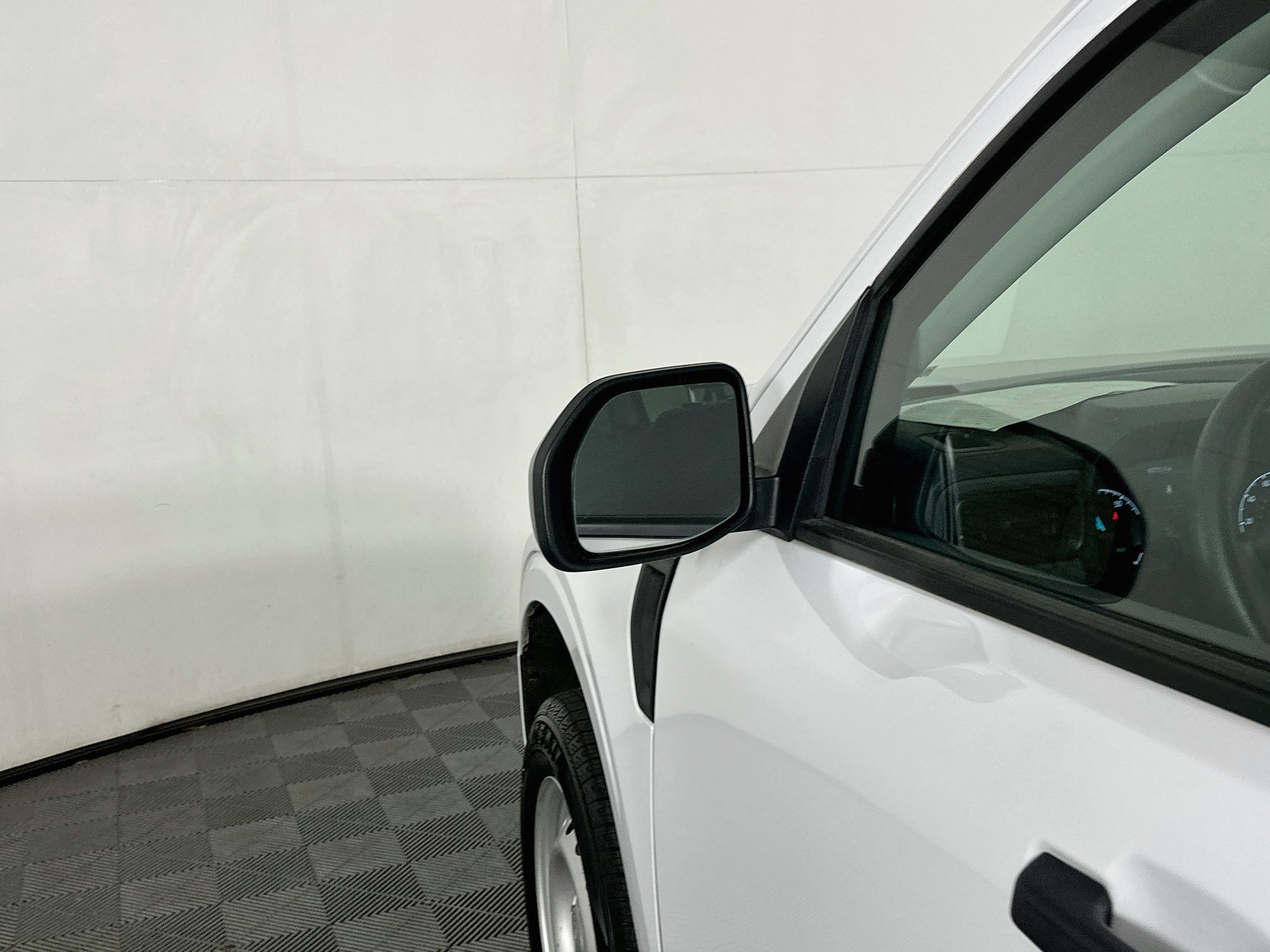 Used 2024 Ford Maverick XL FWD image 16