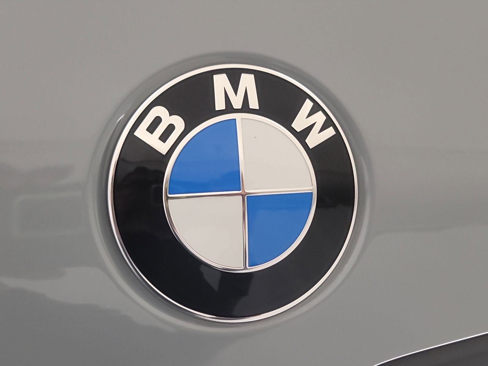 New 2026 BMW X7 M60i image 22