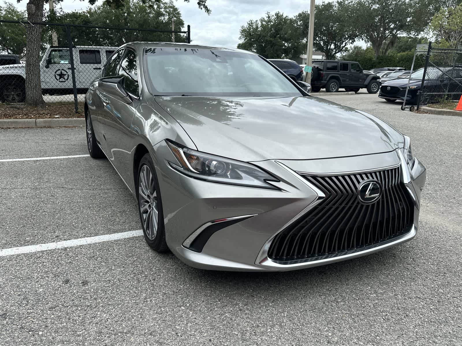 Used 2021 Lexus ES 250 w/ Premium Package AWD/4WD image 11