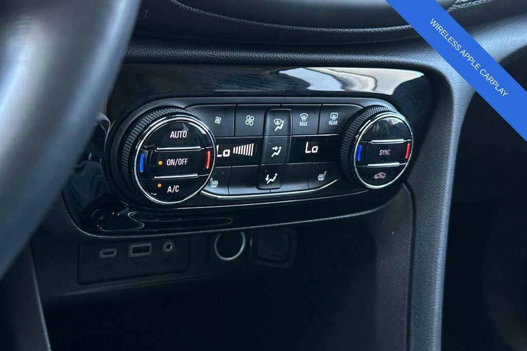 Used 2023 Buick Encore GX Select w/ Sport Touring Package FWD image 23
