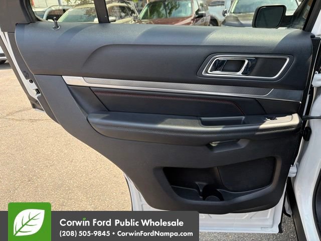 Used 2016 Ford Explorer Sport w/ Equipment Group 401A AWD/4WD image 29