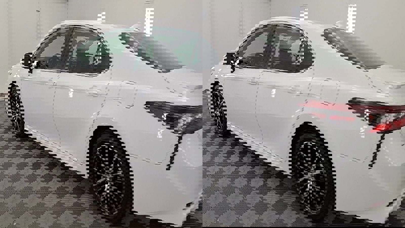 Certified 2024 Toyota Camry SE w/ Cold Weather Package image 2