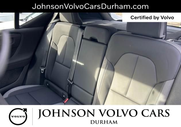 Certified 2024 Volvo XC40 Recharge Core RWD image 11