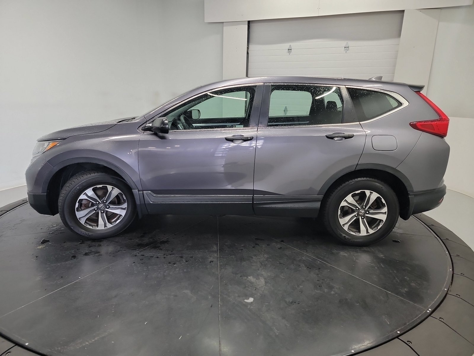 Used 2018 Honda CR-V LX image 4