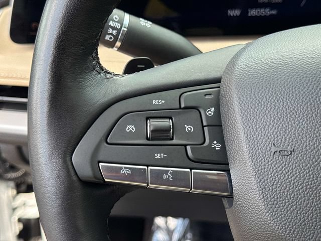 Certified 2024 Cadillac XT4 Luxury w/ Cold Weather Package FWD image 27