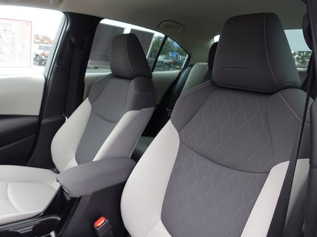 Certified 2022 Toyota Corolla LE FWD image 27