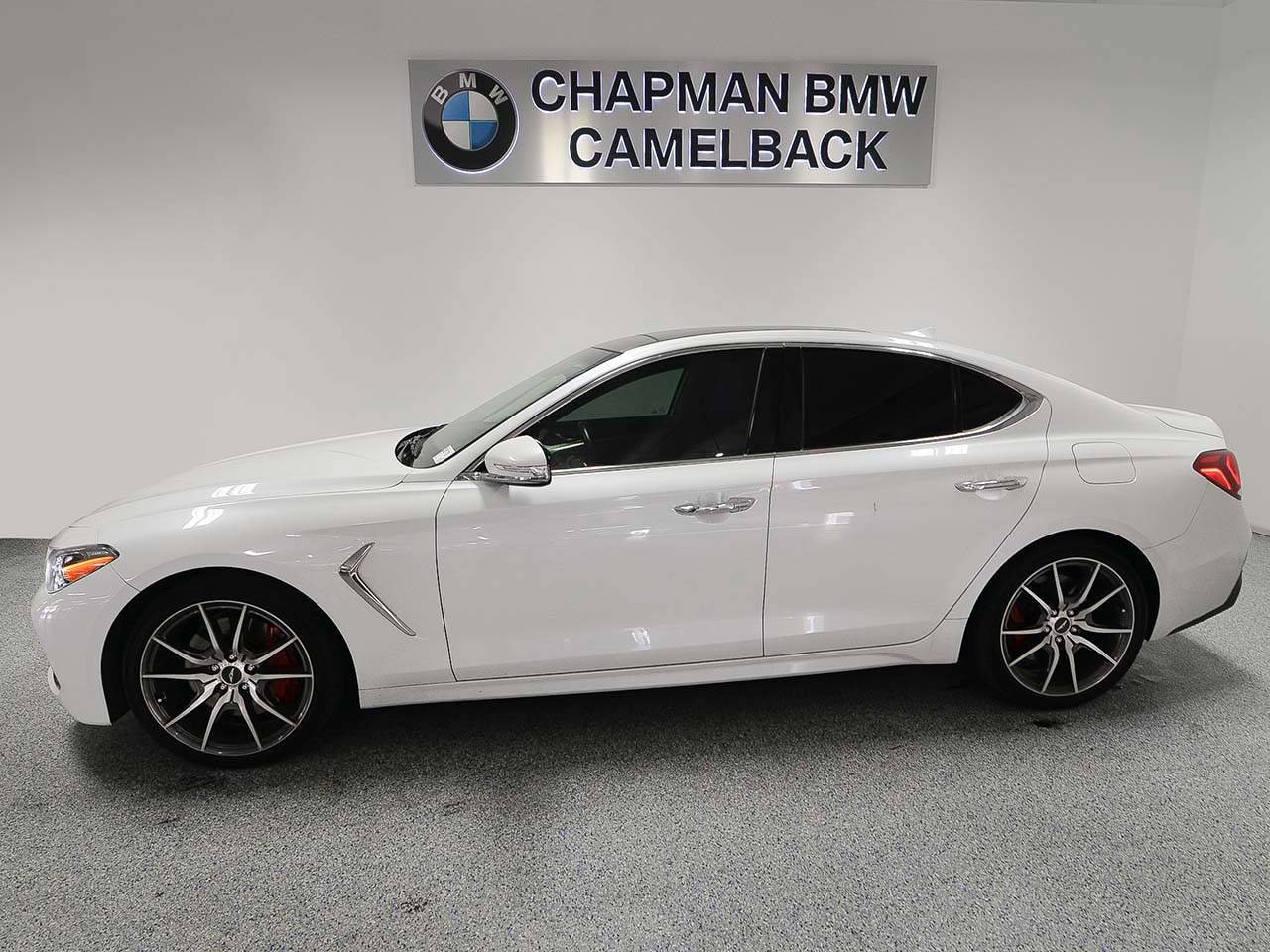 Used 2021 Genesis G70 3.3T image 4