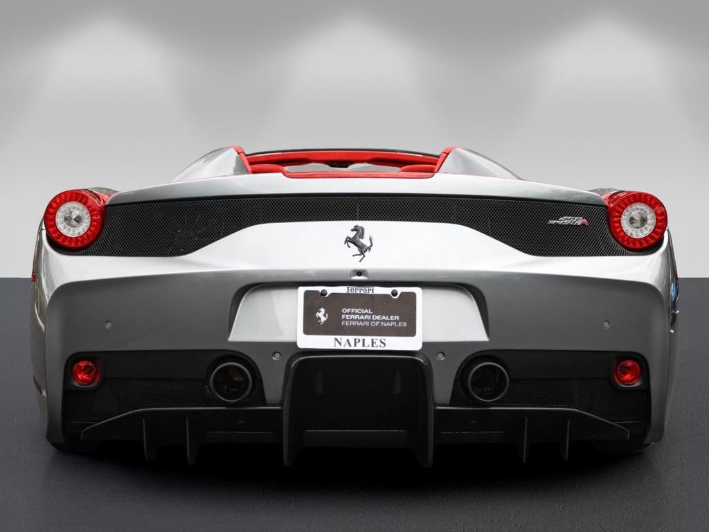 Used 2015 Ferrari 458 Speciale A RWD image 4