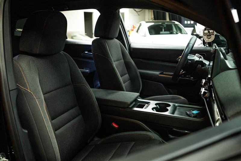 Used 2024 Honda Prologue EX image 14