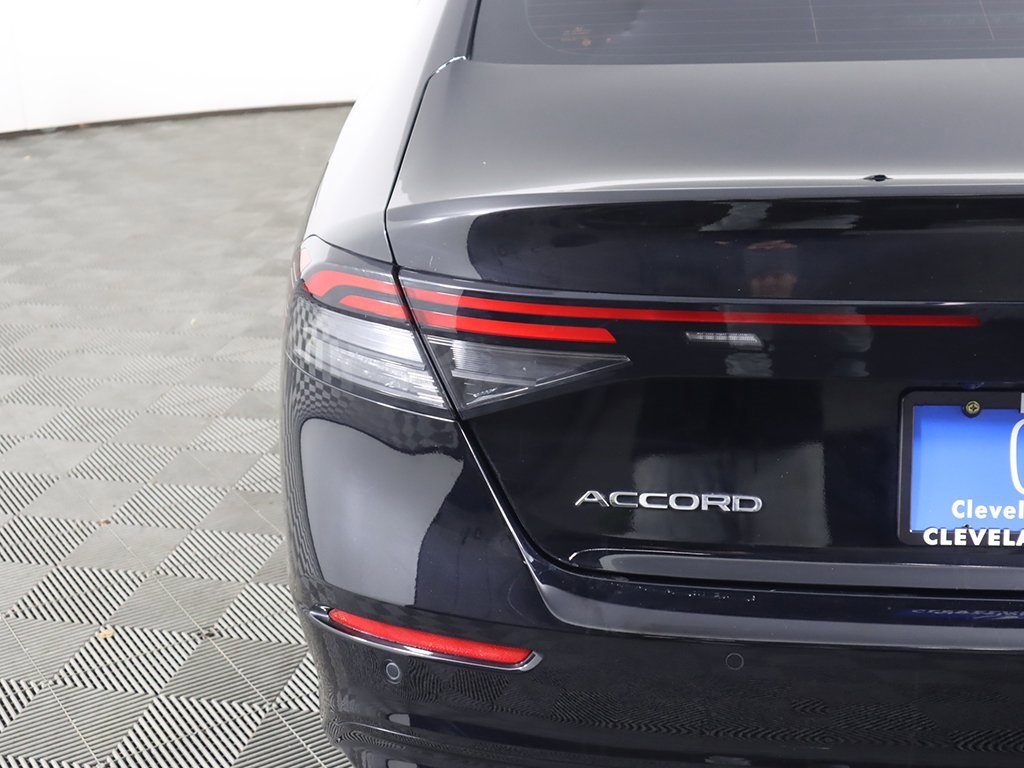 Used 2023 Honda Accord Touring image 17