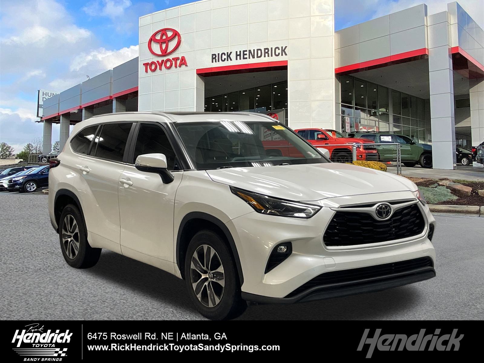 Used 2023 Toyota Highlander XLE